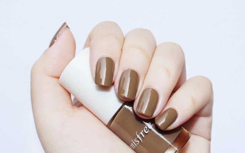 60 mẫu nail màu nâu tinh tế phù hợp với nhiều phong cách  Trang Beauty  Salon