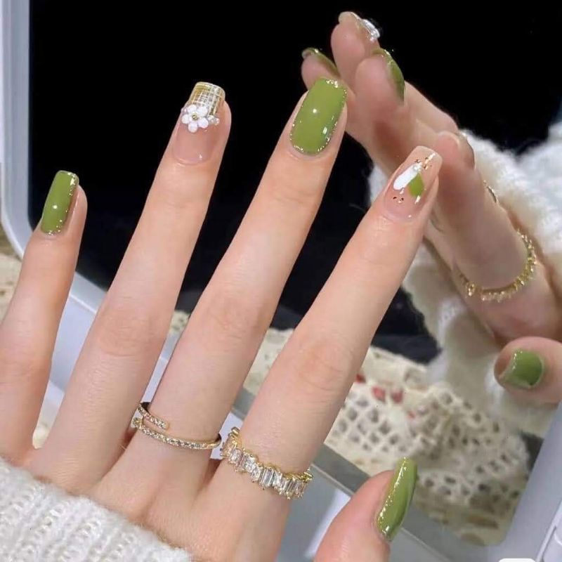 Top 300 những mẫu nail màu xanh lá được yêu thích nhất